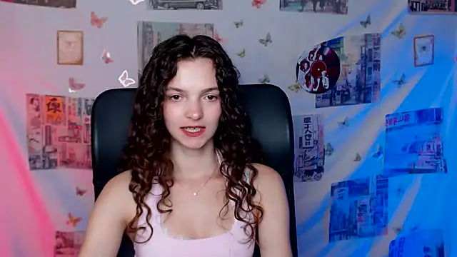  SusieSu  online show from May 25, 6:17 pm