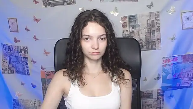 SusieSu  online show from July 15, 6:31 am