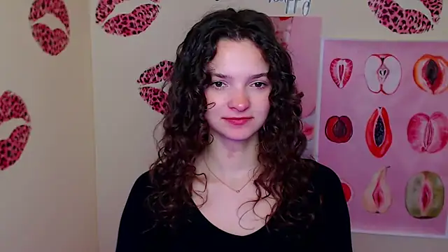  SusieSu  online show from February 17, 1:30 pm