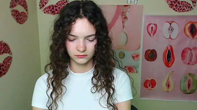  SusieSu  online show from November 22, 7:07 am