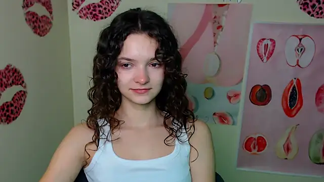  SusieSu  online show from December 5, 7:29 am