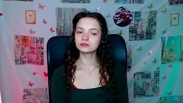  SusieSu  online show from April 10, 6:20 am