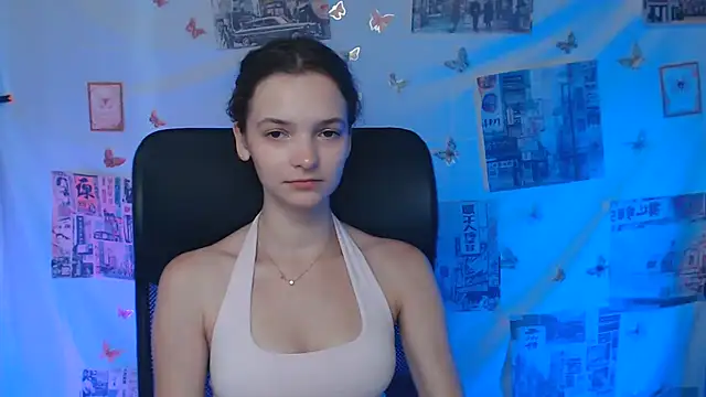  SusieSu  online show from July 18, 6:22 am