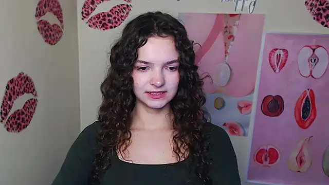  SusieSu  online show from December 3, 7:30 am