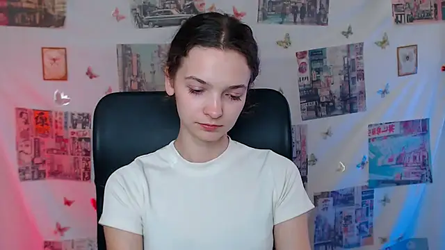  SusieSu  online show from June 17, 12:26 pm