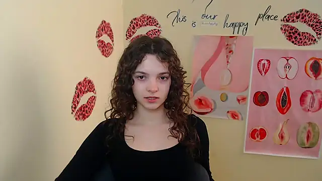  SusieSu  online show from February 17, 1:11 pm