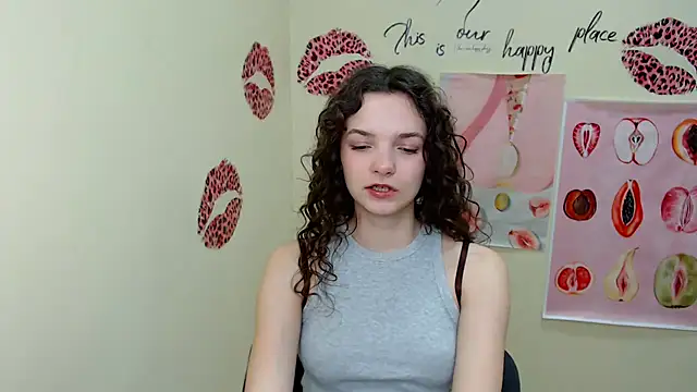  SusieSu  online show from March 10, 7:11 am