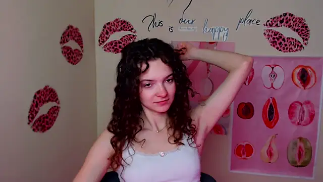  SusieSu  online show from March 30, 6:15 am