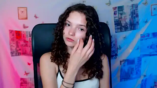  SusieSu  online show from July 1, 5:57 pm