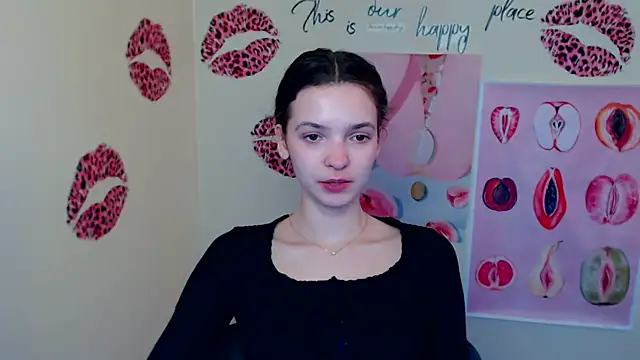  SusieSu  online show from March 14, 1:28 pm