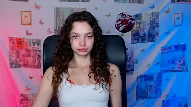  SusieSu  online show from May 24, 6:13 am