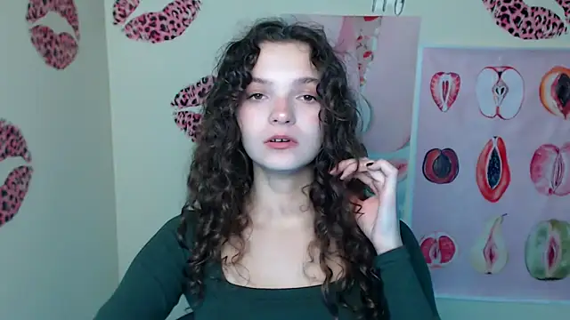  SusieSu  online show from October 24, 7:13 pm