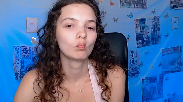  SusieSu  online show from June 29, 10:37 am