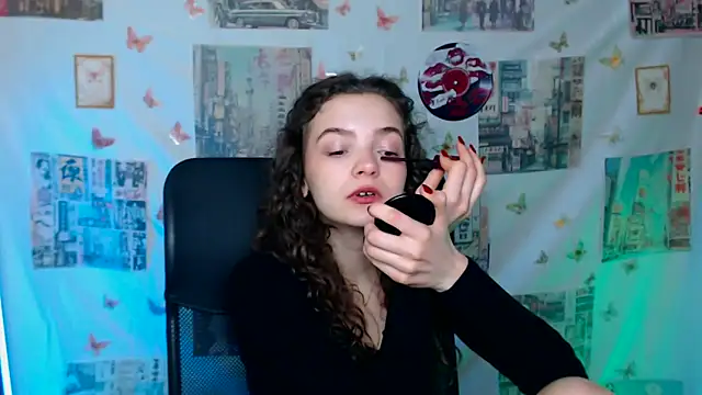  SusieSu  online show from April 13, 6:17 am