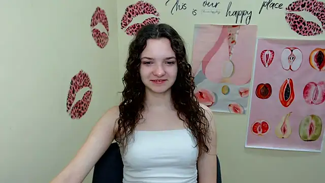  SusieSu  online show from March 20, 7:25 am