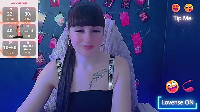 Snapshot of Violla_My chatting on April 26, 12:13 pm Violla My online show from April 26, 12:13 pm