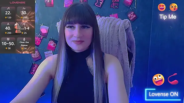 Snapshot of Violla_My chatting on May 3, 7:13 am Violla My online show from May 3, 7:13 am