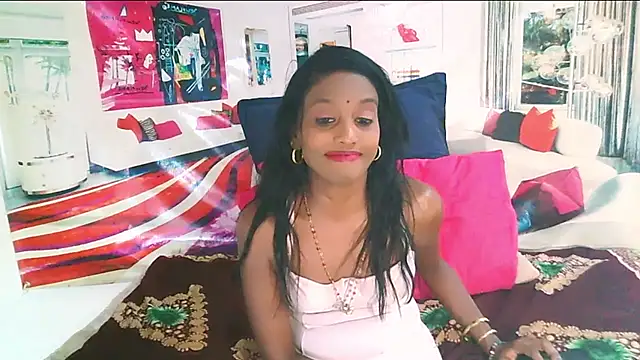 Snapshot of IndianLoveBug chatting on September 13, 6:52 pm IndianLoveBug online show from September 13, 6:52 pm
