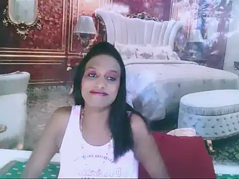 Snapshot of IndianLoveBug chatting on December 29, 5:54 pm IndianLoveBug online show from December 29, 5:54 pm