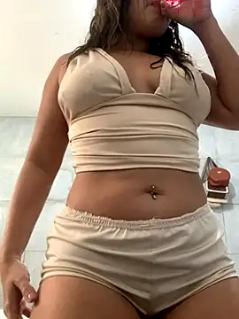 Gabrielleof online show from November 14, 12:31 pm