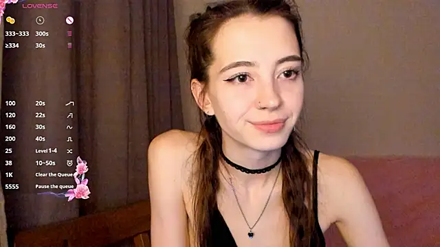 Snapshot of EvaBradley chatting on November 15, 7:18 pm EvaBradley online show from November 15, 7:18 pm