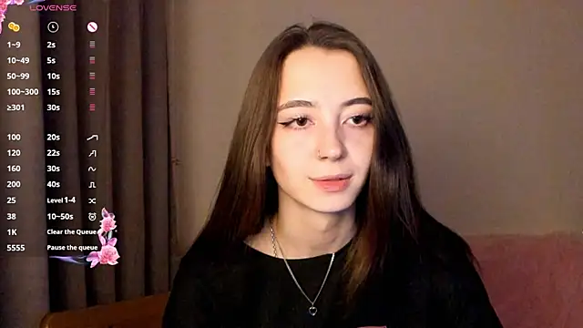 Snapshot of EvaBradley chatting on October 16, 6:49 pm EvaBradley online show from October 16, 6:49 pm