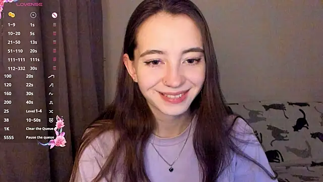 EvaBradley online show from January 18, 7:17 pm