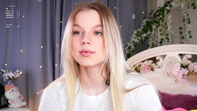 EdlinAlliston online show from March 17, 4:21 pm