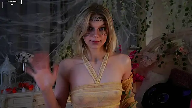 Snapshot of EdlinAlliston chatting on October 30, 3:09 pm EdlinAlliston online show from October 30, 3:09 pm