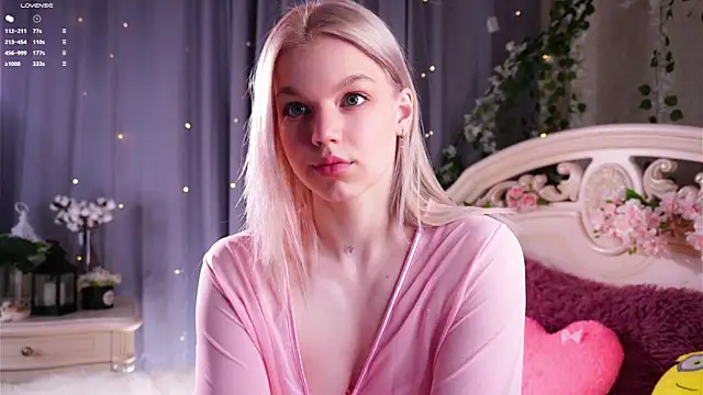 EdlinAlliston online show from March 29, 4:41 pm