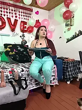 keila j online show from February 15, 10:14 am