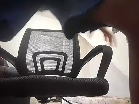 Snapshot of eomaisnovo0 chatting on December 24, 11:17 am eomaisnovo0 online show from December 24, 11:17 am