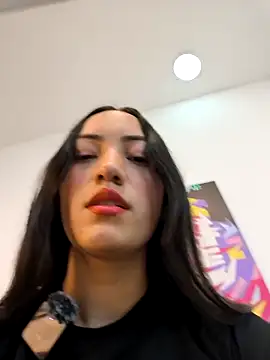 Scarlett  Fox   online show from March 18, 1:13 pm