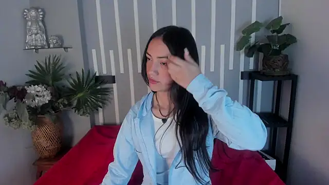 Scarlett  Fox   online show from November 25, 11:21 am