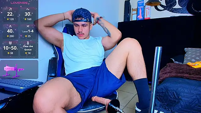 Snapshot of jeisonstark chatting on July 6, 5:48 pm jeisonstark online show from July 6, 5:48 pm