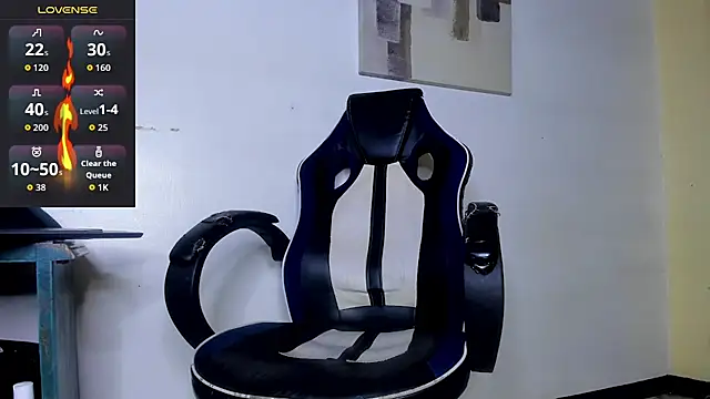 Snapshot of jeisonstark chatting on October 22, 12:48 pm jeisonstark online show from October 22, 12:48 pm