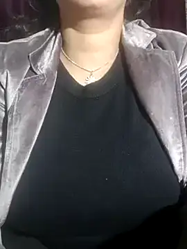 Anamika Kapoor online show from February 11, 11:12 pm