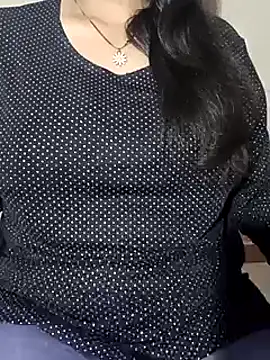 Anamika Kapoor online show from February 25, 8:00 pm