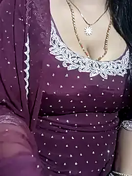 Anamika Kapoor online show from March 11, 7:03 pm