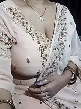 Anamika Kapoor online show from March 5, 7:27 pm