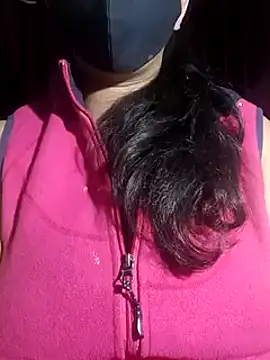 Anamika Kapoor online show from February 12, 8:50 pm