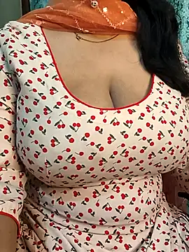 Snapshot of Anamika_Kapoor chatting on November 13, 9:51 pm Anamika Kapoor online show from November 13, 9:51 pm