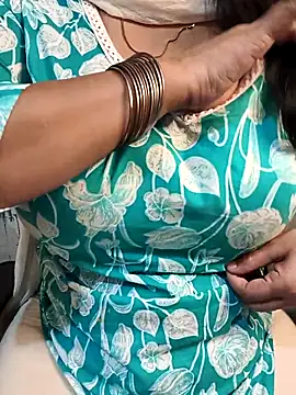 Anamika Kapoor online show from September 19, 1:31 am