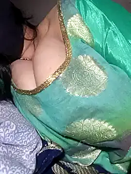 Anamika Kapoor online show from February 18, 12:37 am