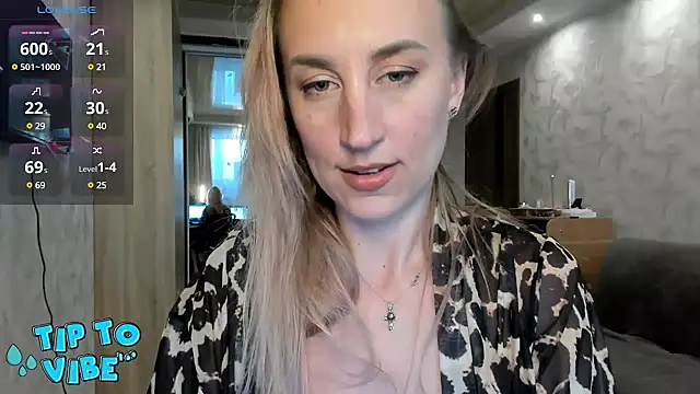 Snapshot of lady_Nati chatting on February 27, 2:43 pm lady Nati online show from February 27, 2:43 pm