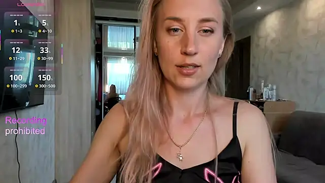 lady Nati online show from July 3, 1:06 pm
