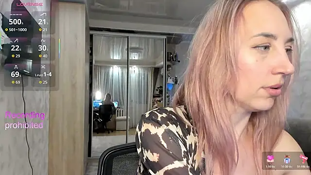 lady Nati online show from December 22, 2:06 pm