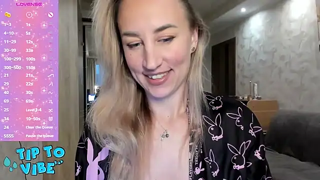 Snapshot of lady_Nati chatting on January 18, 1:29 pm lady Nati online show from January 18, 1:29 pm