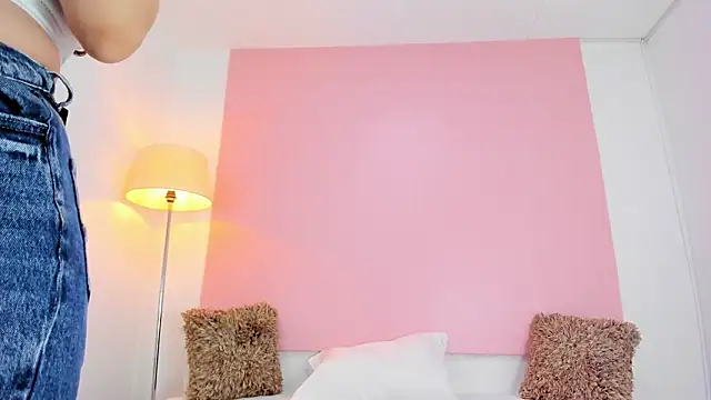 andyylove jk online show from February 24, 1:56 pm