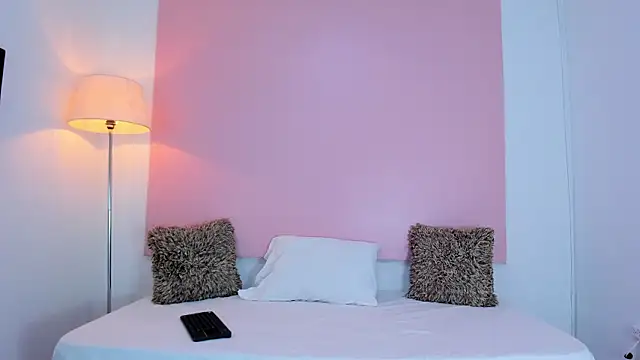 andyylove jk online show from February 4, 12:44 pm